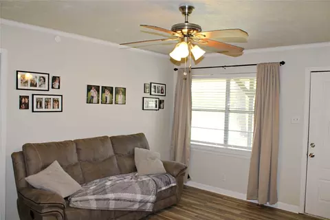 Living - 2708 Monroe St, Commerce, TX 75428 photo 2 of 3