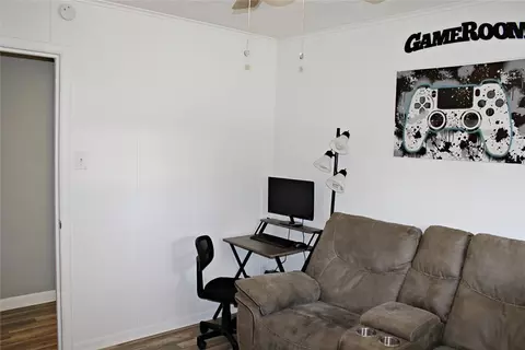 Living - 2708 Monroe St, Commerce, TX 75428 photo 3 of 3
