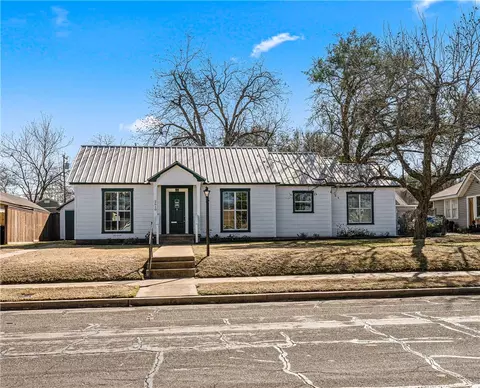 2610 Proctor Ave, Waco, TX 76708 photo 2
