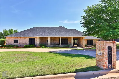 1226 Saddle Lakes Dr, Abilene, TX 79602