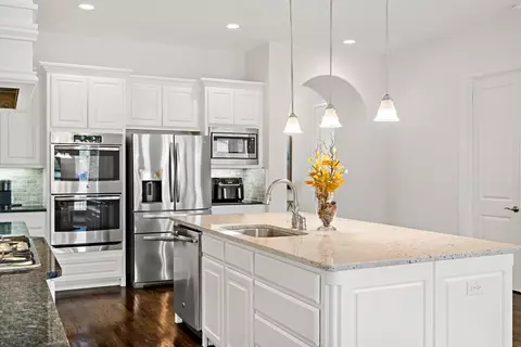 Kitchen - 3807 Clearlight Rd, Celina, TX 75009 photo 2 of 4