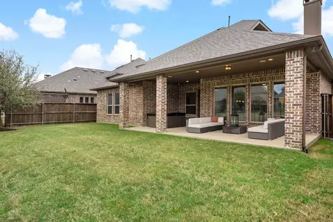 Exterior - 3807 Clearlight Rd, Celina, TX 75009 photo 7 of 8