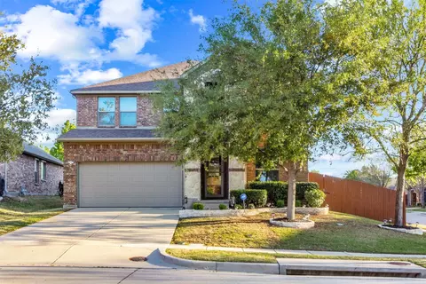 700 Hardwood Dr, Mckinney, TX 75069