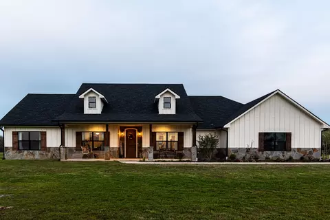 10025 Fm 274, Bonham, TX 75418