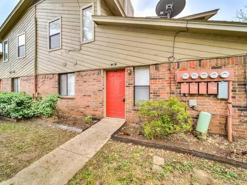 2240 Tarpley Rd #24, Carrollton, TX 75006