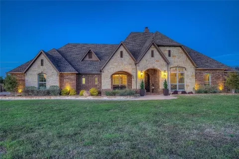 15055 Rutledge Ln, Talty, TX 75126