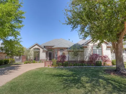 1004 Gabriel Ln, Fort Worth, TX 76116