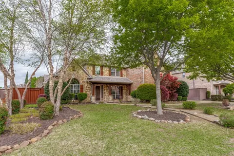 708 Mockingbird Dr, Murphy, TX 75094