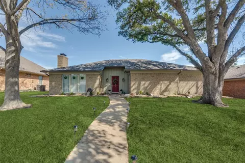 2609 Glen Forest Ln, Plano, TX 75023