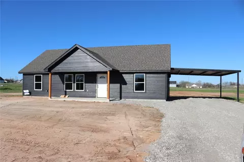 662 Elm Tree Ct, Poolville, TX 76487