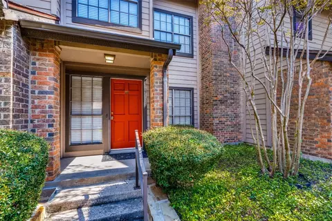 9910 Royal Ln #507, Dallas, TX 75231