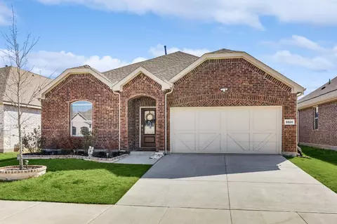 5824 Pensby Dr, Aubrey, TX 76227