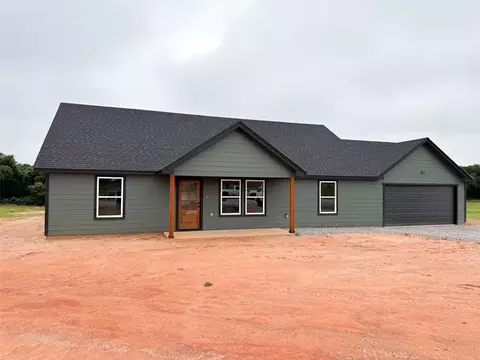 657 Elm Tree Ct, Poolville, TX 76487