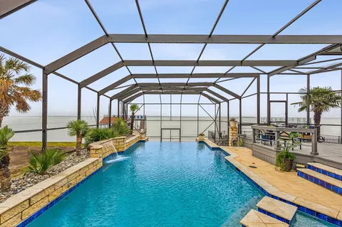 2221 Austins Cir, Tool, TX 75143 photo 3