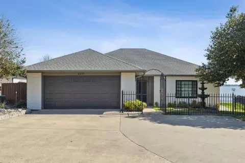 2221 Austins Cir, Tool, TX 75143 photo 12