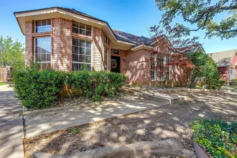 2519 Satinwood Ct, Arlington, TX 76001