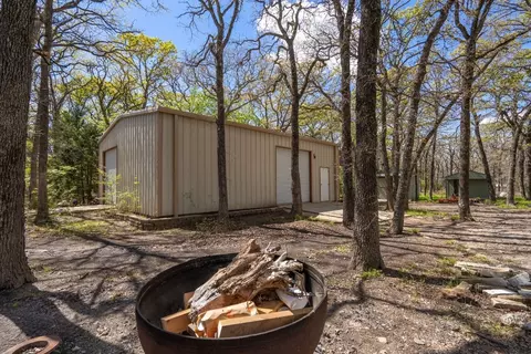 Exterior - 9820 Old Bridge Rd, Terrell, TX 75160 photo 10 of 10