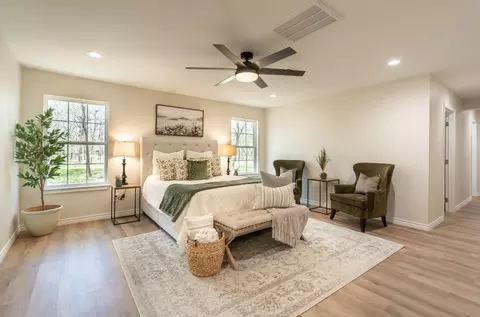 Bedroom - 9820 Old Bridge Rd, Terrell, TX 75160 photo 1 of 4