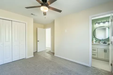Bedroom - 9820 Old Bridge Rd, Terrell, TX 75160 photo 2 of 4