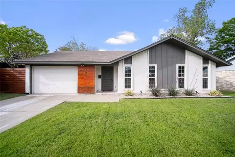 123 Meadow Pl, Lewisville, TX 75067