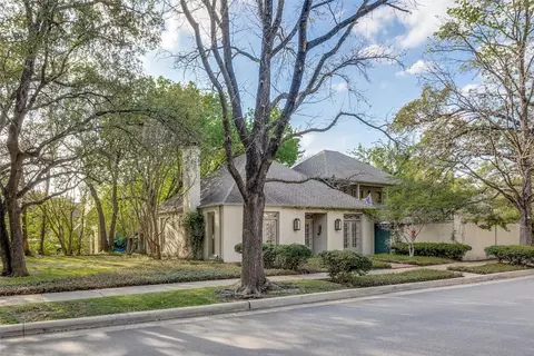5501 Golf Dr, Highland Park, TX 75205