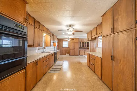 Kitchen - 602 E Rotan St, Stamford, TX 79553 photo 5 of 6