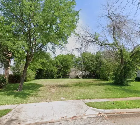 13330 Veronica Rd, Farmers Branch, TX 75234