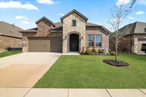 10805 Strike St, Aubrey, TX 76227