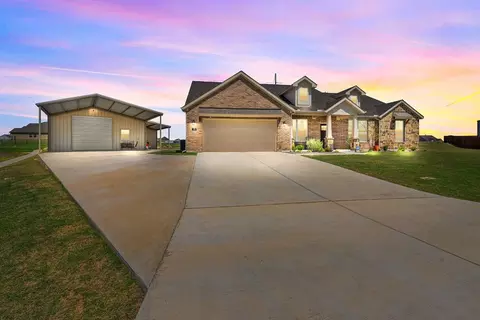131 Evening Vista Ct, Rhome, TX 76078