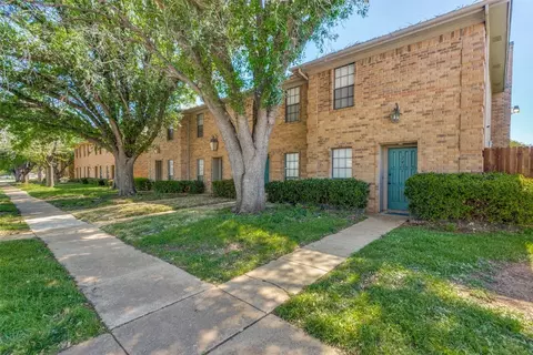 7431 Kingswood Cir, Fort Worth, TX 76133