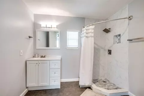 700 Glenn Dr, Euless, TX 76039 photo 19