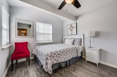 700 Glenn Dr, Euless, TX 76039 photo 14