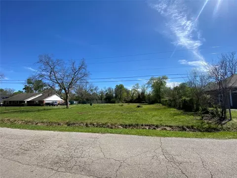 4109 Morrison St, Greenville, TX 75401