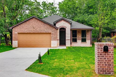 2596 W Houston, Paris, TX 75460