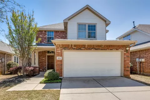 8824 Tyler Dr, Lantana, TX 76226