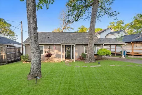 1609 Oak Shore Dr, Tool, TX 75143