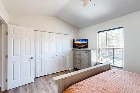 Bedroom - 77 Winchester Dr, Euless, TX 76039 photo 3 of 5