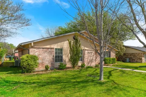 3325 Claymore Dr, Plano, TX 75075
