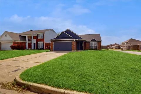 2541 Coldstream Dr, Fort Worth, TX 76123