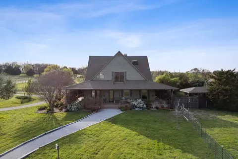 701 Mcmakin Rd, Bartonville, TX 76226