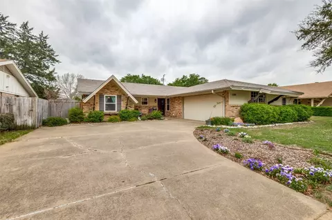 2130 Druid Dr, Irving, TX 75060