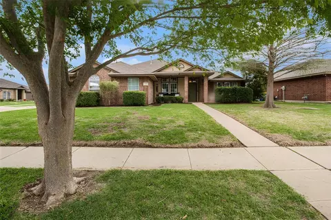 419 Harvest Hill Ln, Venus, TX 76084