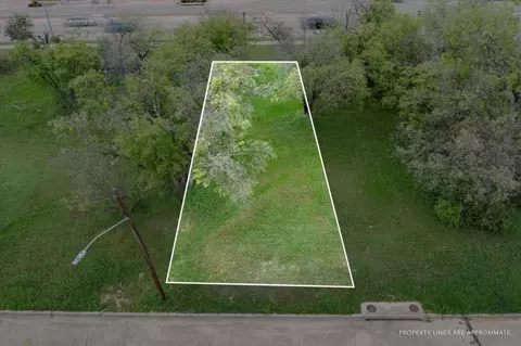 1173 E Oleander St, Fort Worth, TX 76104