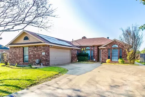 124 Villanova Cir, Forney, TX 75126