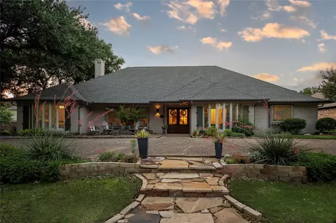7701 Applecross Ln, Dallas, TX 75248