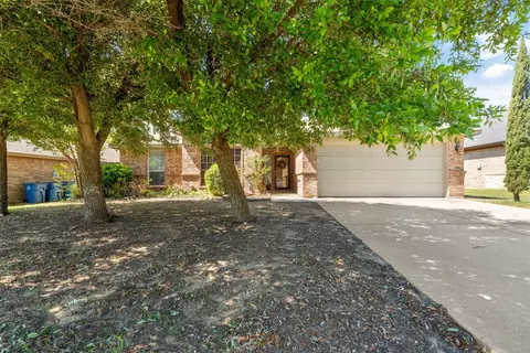113 Rockhaven Dr, Alvarado, TX 76009