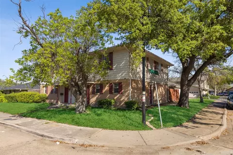 3635 Hopetown Dr, Dallas, TX 75229