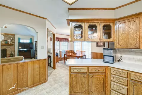 Kitchen - 7634 Ruby Esther Cir, Abilene, TX 79606 photo 4 of 4