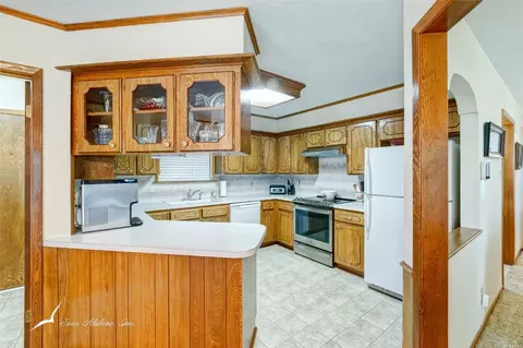 Kitchen - 7634 Ruby Esther Cir, Abilene, TX 79606 photo 1 of 4