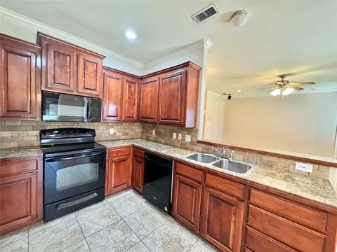 Kitchen - 357 Cotton Candy Rd, Abilene, TX 79602 photo 1 of 4